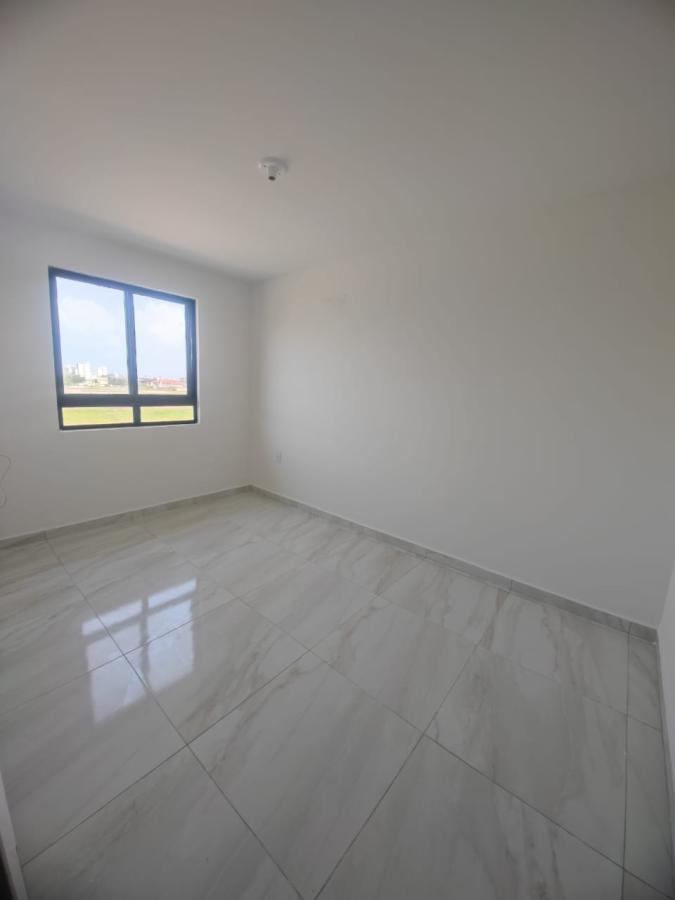 Apartamento à venda com 3 quartos, 74m² - Foto 2