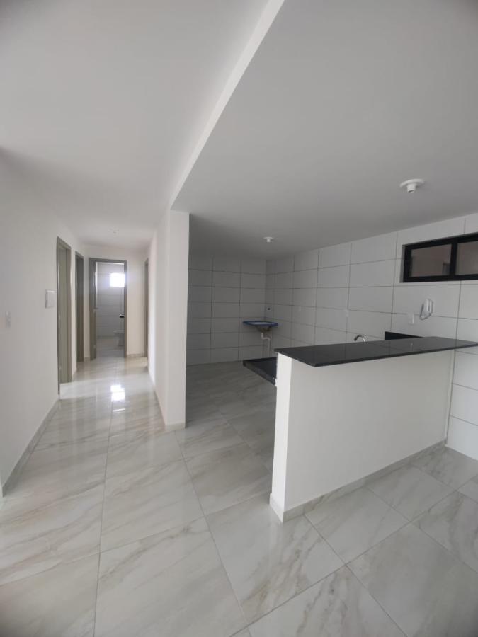 Apartamento à venda com 3 quartos, 74m² - Foto 3