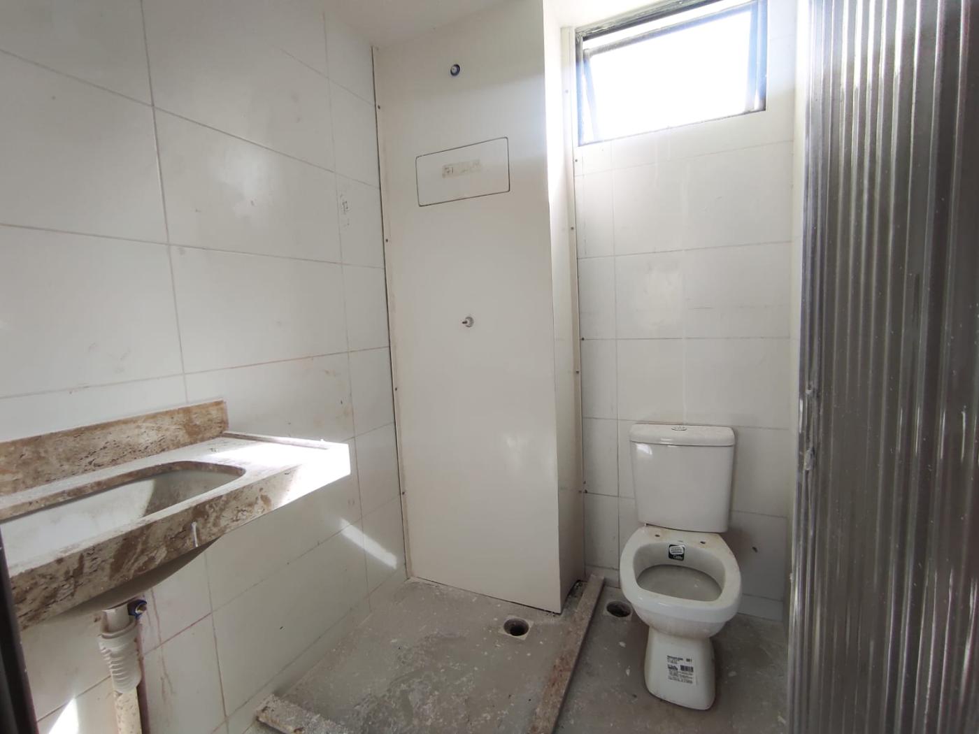 Apartamento à venda com 3 quartos, 77m² - Foto 1